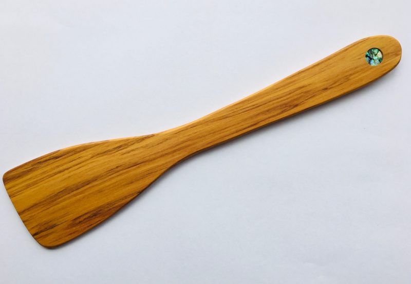 Rimu Wooden Spatula Paua Dot Naturally Wood   Spatula Paua Dot 800x552 